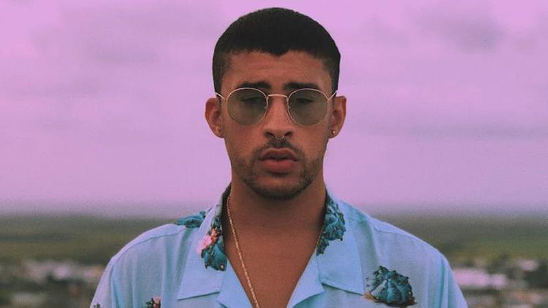 Bad Bunny Is Wearing Blue Flowers Printed Shirt Standing In Light Pink Sky Background Bad Bunny, HD wallpaper