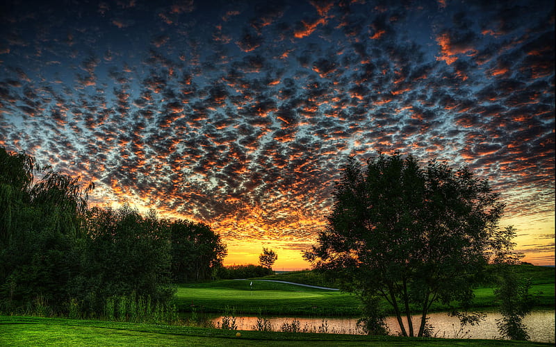 Golfer's Delight, patterned, golf, r, bonito, greens, sky, HD wallpaper