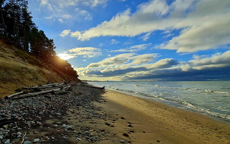 Coast of Latvia, beach, rocks, sunbeams, Latvia, clouds, sea, coast, HD wallpaper