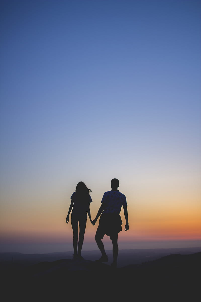 man and woman holding hands in silhouette graphy, HD phone wallpaper
