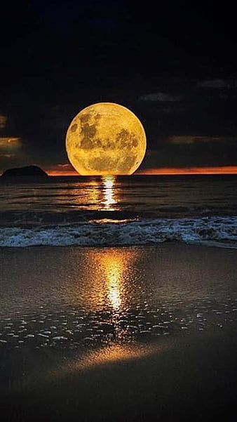 100+] Beautiful Moon Pictures | Wallpapers.com
