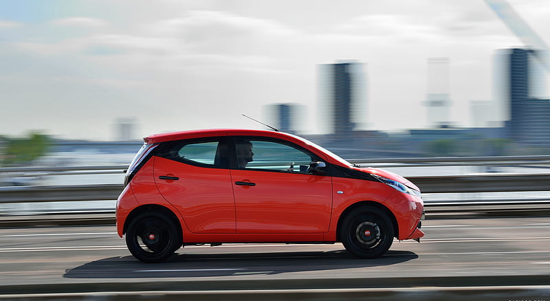2015 Toyota AYGO - Side , car, HD wallpaper 2015 Toyota AYGO - Side , car, HD wallpaper