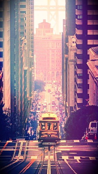 San Francisco Tram: Đi bộ tham quan San Francisco có vẻ đơn giản mà thú vị, nhưng thật sự trải nghiệm tuyệt vời nhất là đi qua thành phố bằng chiếc tram cổ điển. Trong chuyến đi, bạn sẽ được chiêm ngưỡng vẻ đẹp nên thơ của San Francisco và tận hưởng một trải nghiệm đáng nhớ với người thân và bạn bè. Hãy xem hình ảnh liên quan và điểm danh ngay cho chuyến đi San Francisco cùng tram nhé!