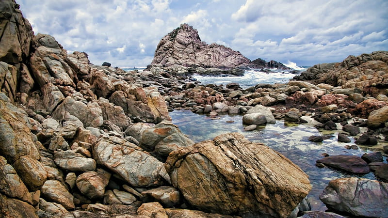 gorgeous rocky seashore, pools, rocks, shore, waves, clouds, sea, HD wallpaper