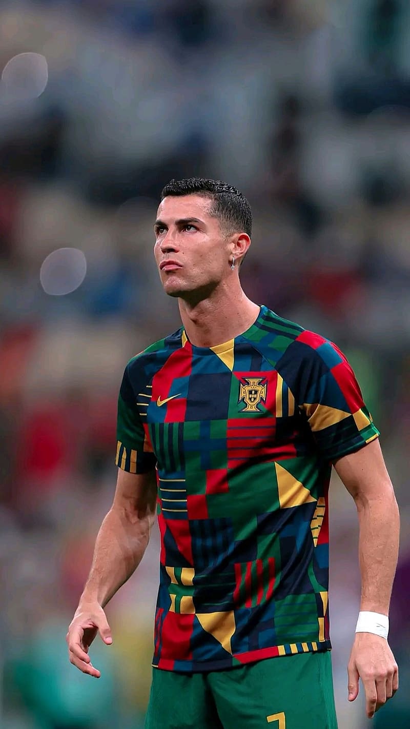 Ronaldo In Portugal Jersey, ronaldo , portugal jersey, sports, footballer, athlete, cr7, HD phone wallpaper