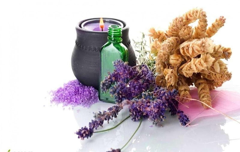 Essential oils of lavender and candle, perfume, candle, purple color, Spa, essential oils, salts, lavander, HD wallpaper