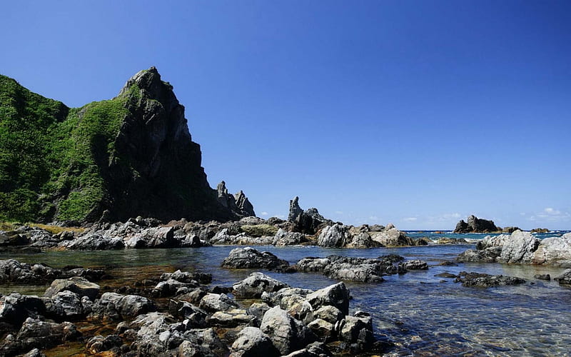 Jagged Rocky Shore, rocks, oceans, jagged shore, nature, sea, HD wallpaper