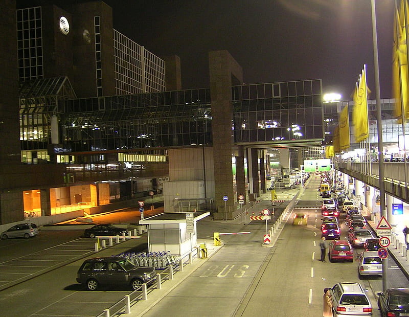 frankfurt airport, germany, buildings, frankfurt, airport, black, yellow, carros, roads, in, car, lufthansa, europr, HD wallpaper