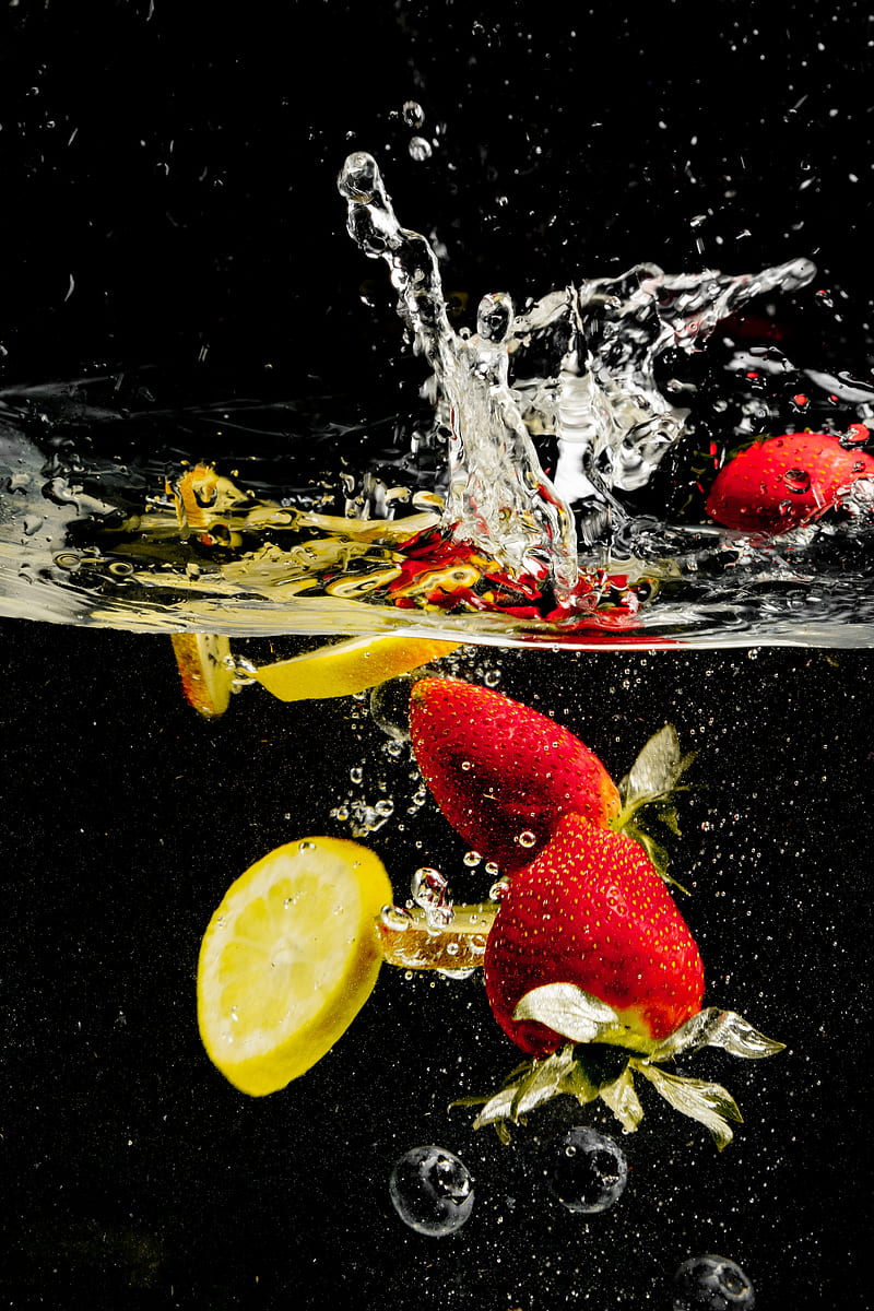 Water Splash With Sliced Lemon, HD phone wallpaper