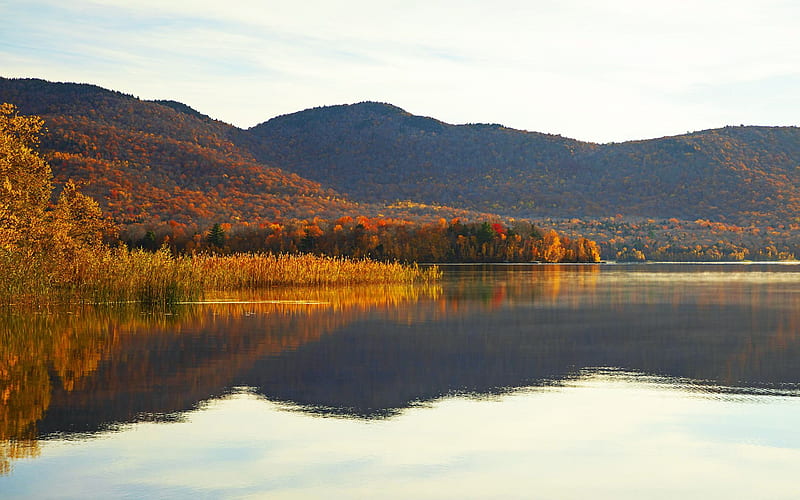 Autumn a bit past peak in the Green Mountains of Vermont, water, reflections, lake, hills, fall, usa, HD wallpaper
