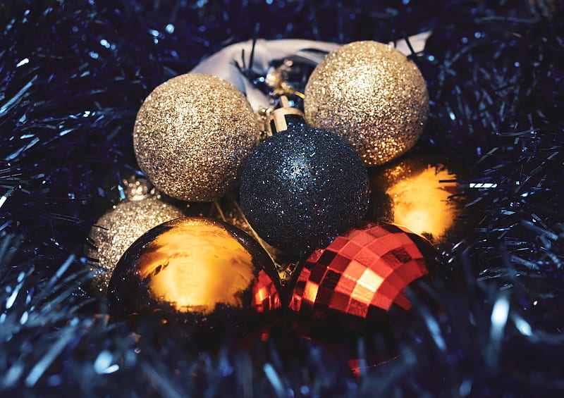 balls, decorations, tinsel, new year, christmas, HD wallpaper
