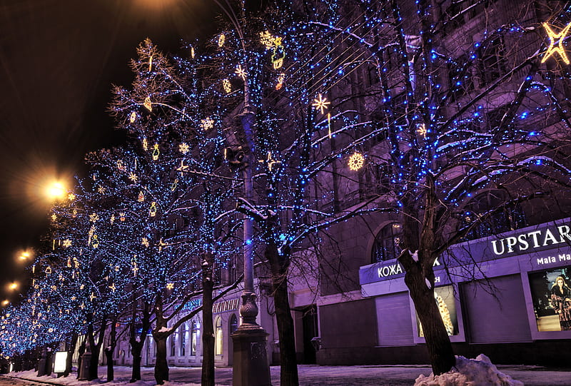 Night on the streets, places, lights, modern, graphy, arhitecture, poland, purple, square, krakow, nights, street, blue, HD wallpaper