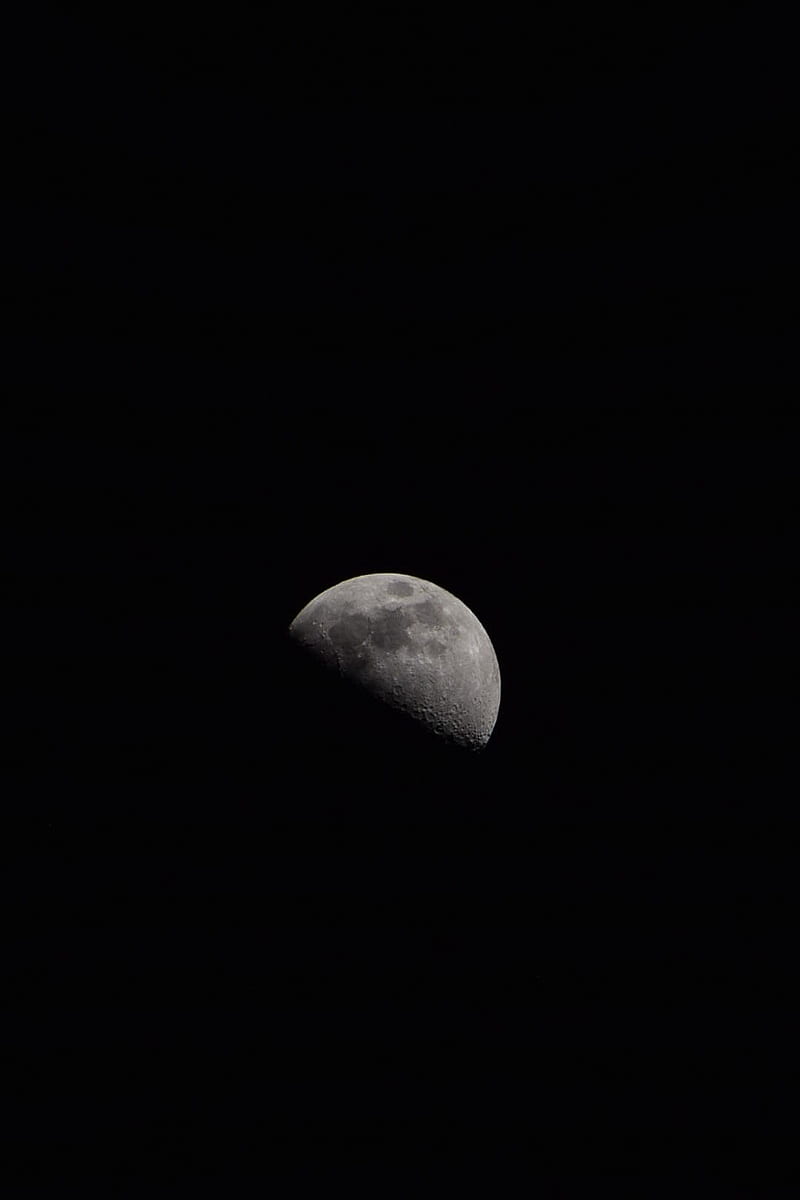 Half moon, black, halfmoon, moonshine, night, noir, sky, HD phone wallpaper