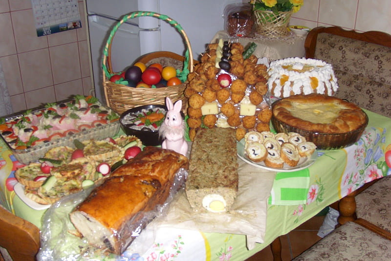 Traditionally easter table, food, eggs, lamb, colours, easter, HD wallpaper
