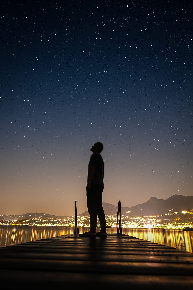 silhouette, man, night city, stars, starry sky, HD phone wallpaper