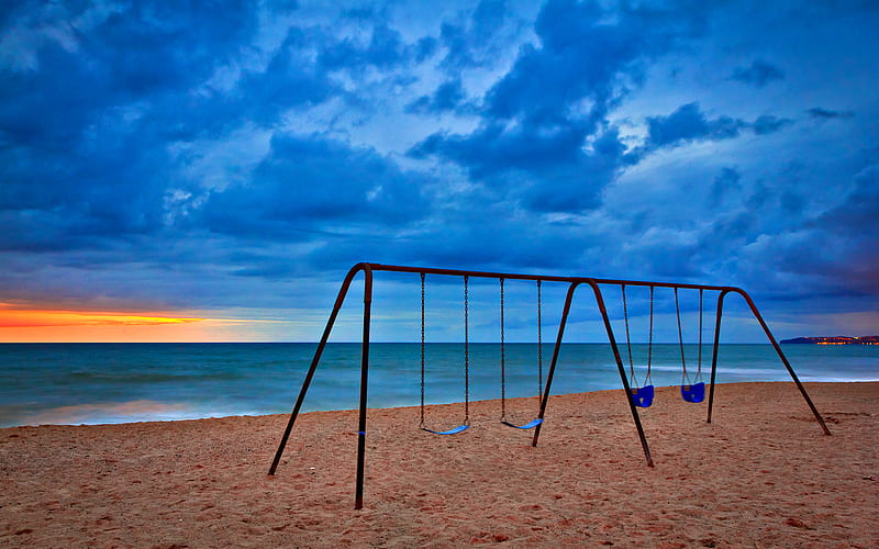 Blue Sky, bonito, sunset, clouds, stormy, sea, beach, sand, splendor, beauty, blue, amazing, lovely, view, ocean, waves, sky, storm, swing, peaceful, nature, HD wallpaper