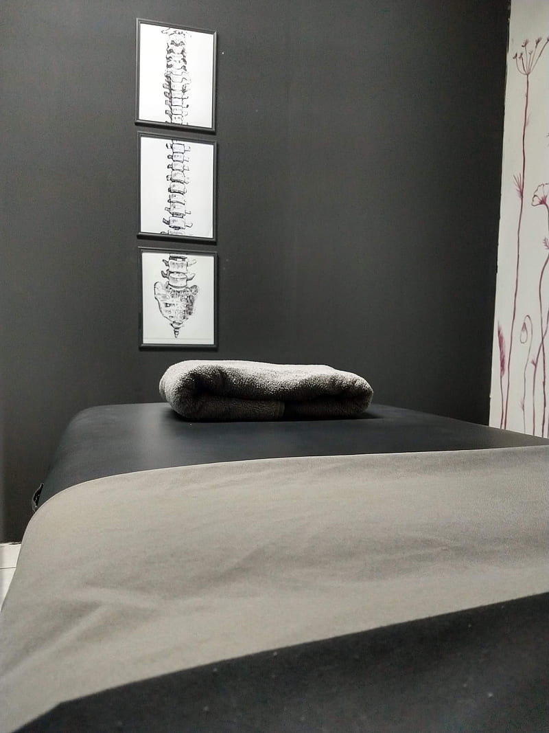 Chiropractor, column, massage, relax, HD phone wallpaper