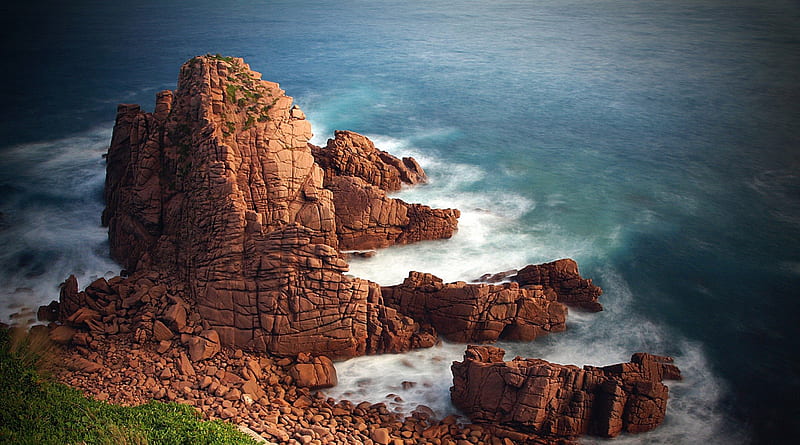 fantastic rocky mound on a seacoast, rocks, mound, sea, coast, HD wallpaper