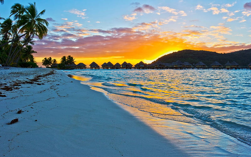 Sunset Over Bora Bora, polynesia, sun, orange, dusk, bonito, sunset, twilight, sea, beach, lagoon, sundown, bora bora, sand, bungalows, evening, south pacific, exotic, ocean, set, water, paradise, tahiti, tropical, villas, HD wallpaper