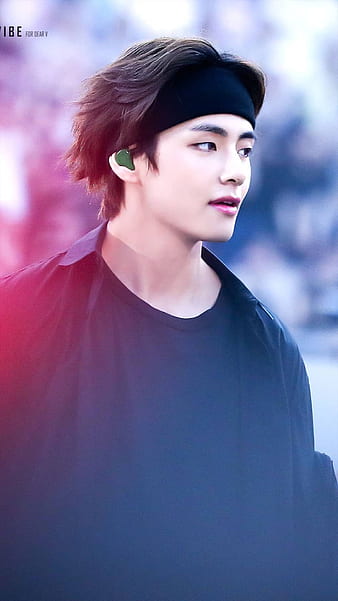 Download Bts V Cute On Pc Mac With Appkiwi Apk Downloader - Cute Taehyung V  Bts, HD Png Download , Transparent Png Image - PNGitem