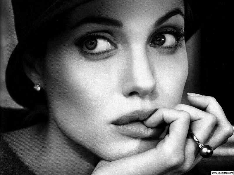 Angelina Jolie Black and White, actress, black, movies, white, tv, HD  wallpaper | Peakpx