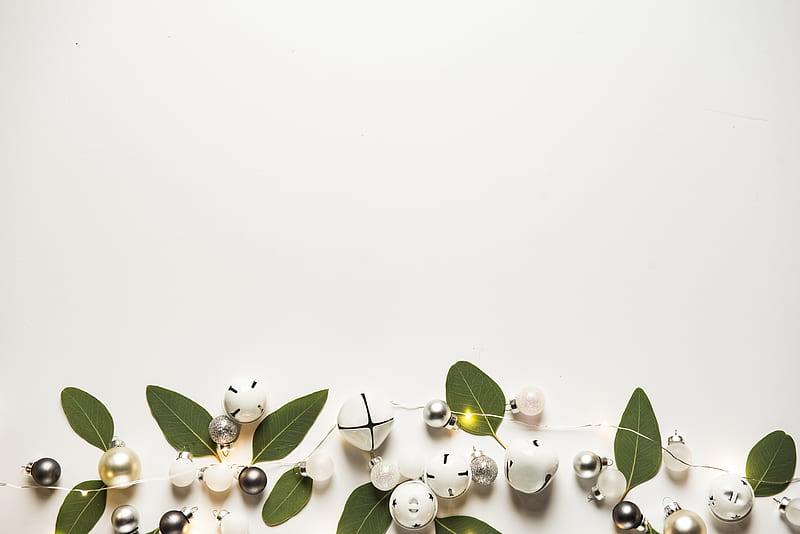 white baubles and sleigh bells, HD wallpaper