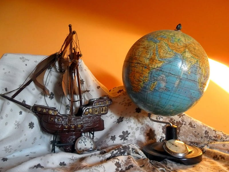 MY BROTHER'S ROOM, trinkets, linen, collectables, watches, globes, ornamental, hobbies, sailships, HD wallpaper
