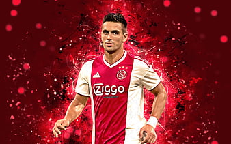 Tadic on X: 4K #Wallpapers └