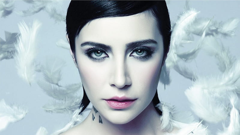 Sila Gencoglu, music, woman, singer, girl, feather, turkish, face, white, pink, blue, HD wallpaper