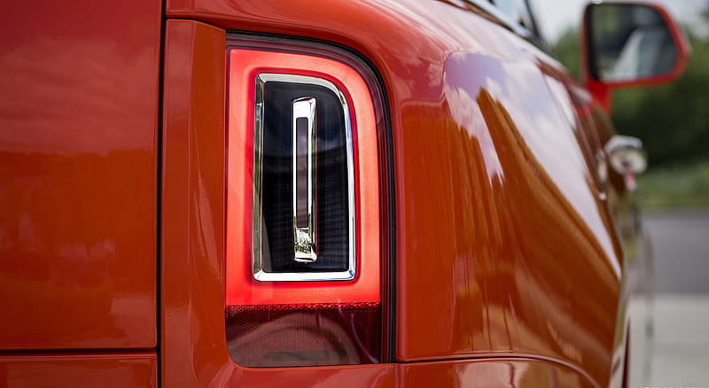 2019 Rolls-Royce Cullinan (Color: Fux Orange) - Tail Light , car, HD wallpaper