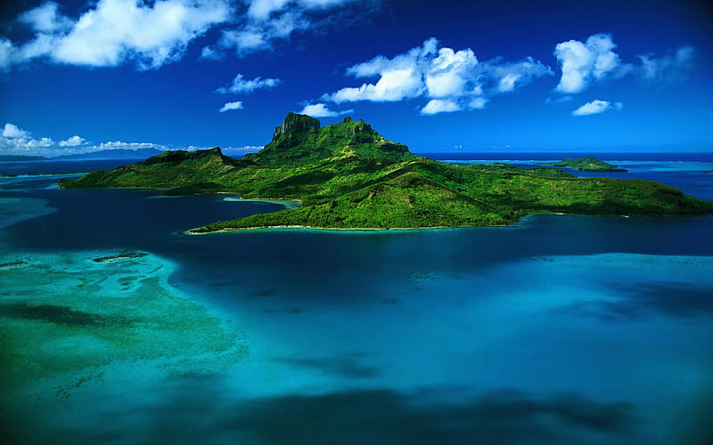 CARIBBEAN ISLAND, graph, island bathed in blue, vibrant green, clouds, HD wallpaper