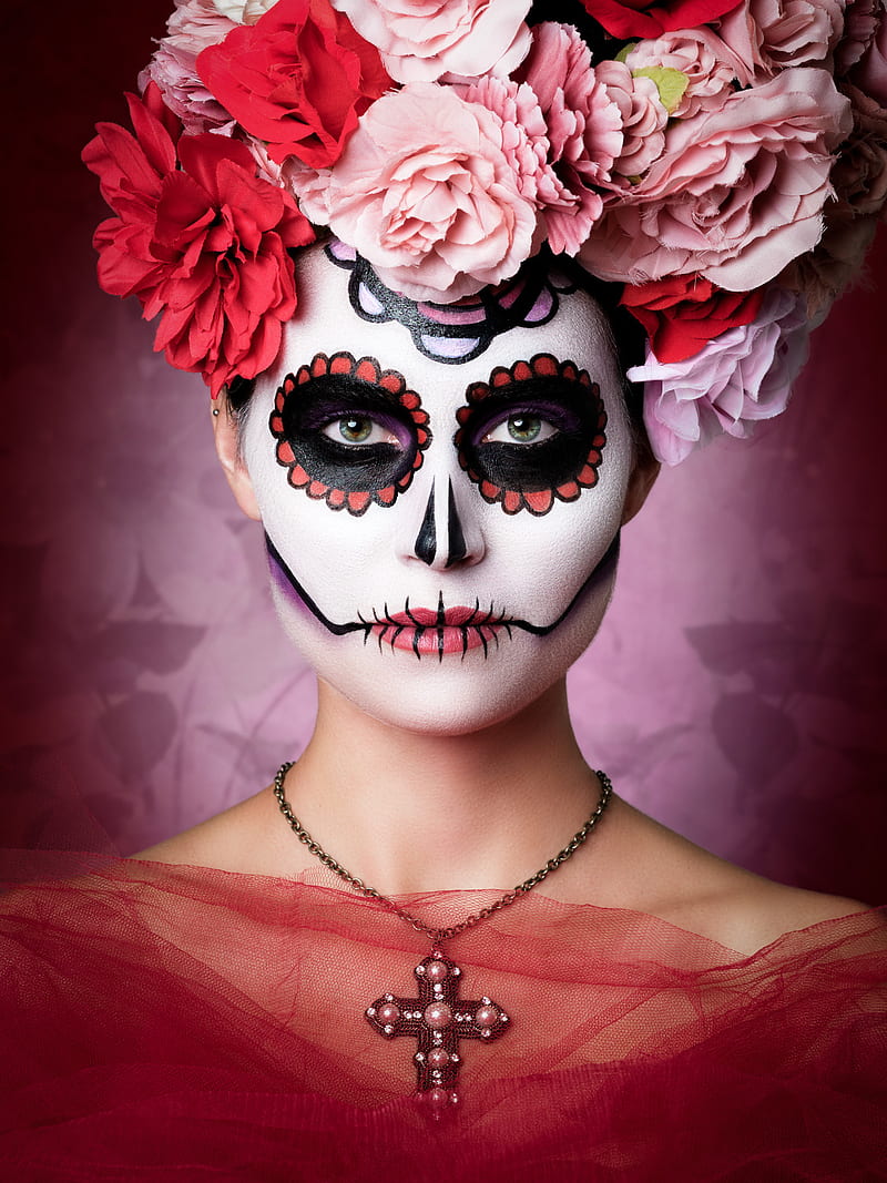 Michael Schnabl, women, Dia de los Muertos, flowers, flower in hair, red, pink, face paint, jewelry, necklace, cross, red clothing, portrait, green eyes, looking at viewer, frontal view, HD phone wallpaper