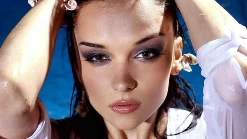 Katie Fey Sensual Ukrainian Bonito Woman Sweet Hazel Eyes Hot Face Gorgeous Hd