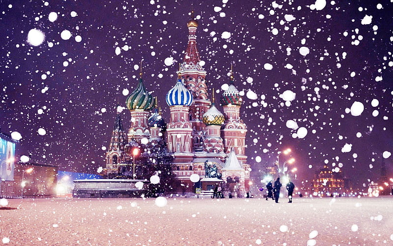 Snowing over St. Basils Cathedral, architecture, snow, cityscapes, nature, night, winter, HD wallpaper