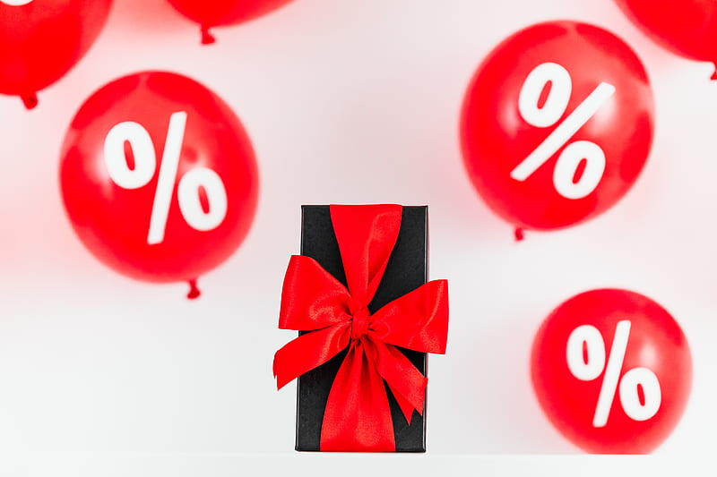 A Gift With Red Ribbon in Between Red Balloons With Percentage Symbols on a White Background, HD wallpaper