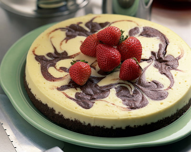 Strawberry cheese cake, cake, red, desert, strawberry, food, chocolate, aroma, sweet, nice, cheese, plate, HD wallpaper