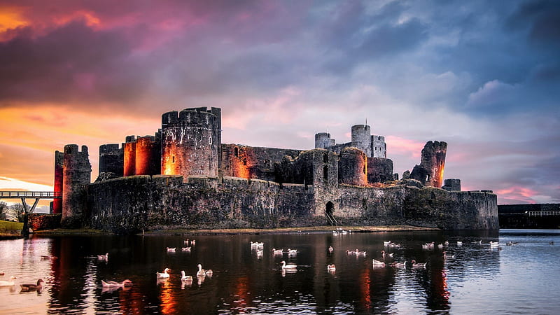 ruins of caerphilly castle in wales, pond, bridge, ducks, sunset, clouds, castle, HD wallpaper