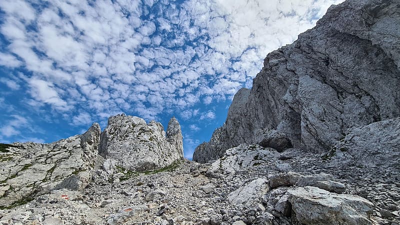 Rock formations on the way to the Vordernberger Griesmauer in Vordernberg, Styria, Austria, clouds, sky, rocks, alps, stones, HD wallpaper