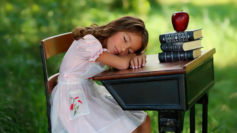 Child Sleeping On Table, table, sleeping, girls, cute, HD wallpaper