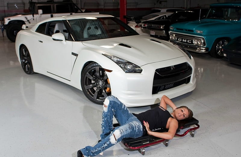 On The Garage Floor, Nissan, White, Babe, Creepier, HD wallpaper