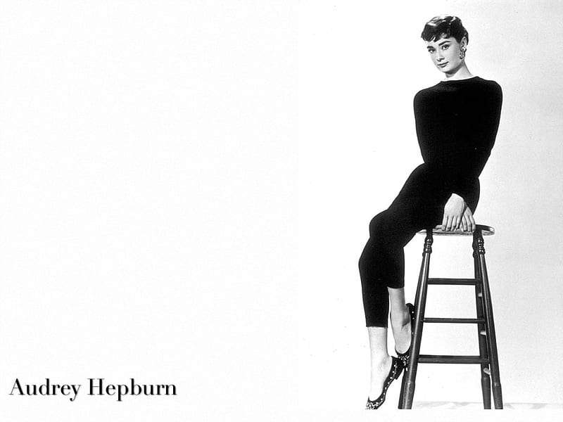 Classic Audrey, audrey hepburn, graphy, monochrome, elegant, HD wallpaper |  Peakpx