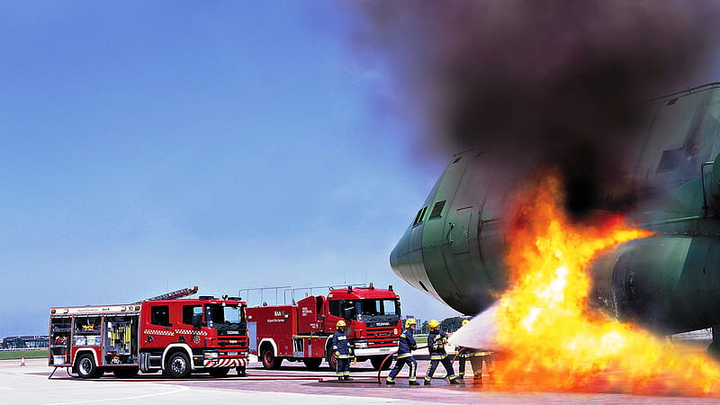 firefighters, dangerous, plane on fire, heroes, HD wallpaper
