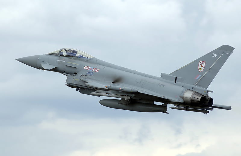 Eurofighter Typhoon, fighter, army, bomb, eurofighter typhoo, sky, europe, military, jet, typhoon, HD wallpaper