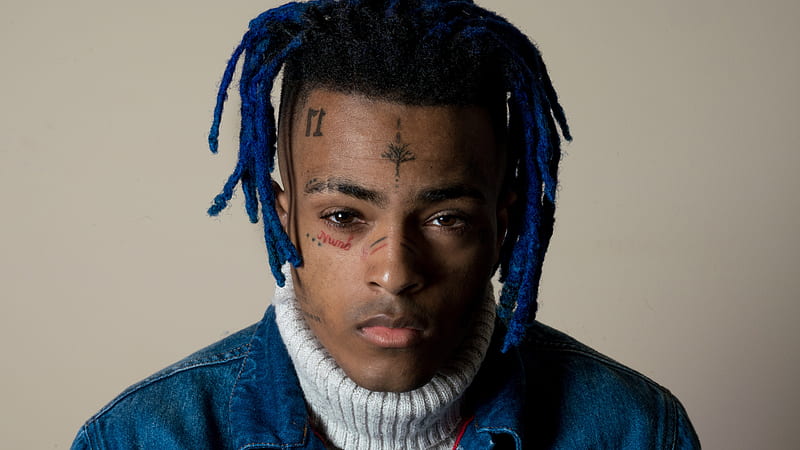 XXXTentacion Is Wearing Blue Shirt With Blue And Black Hair And Having Tattoos On Face Celebrities, HD wallpaper