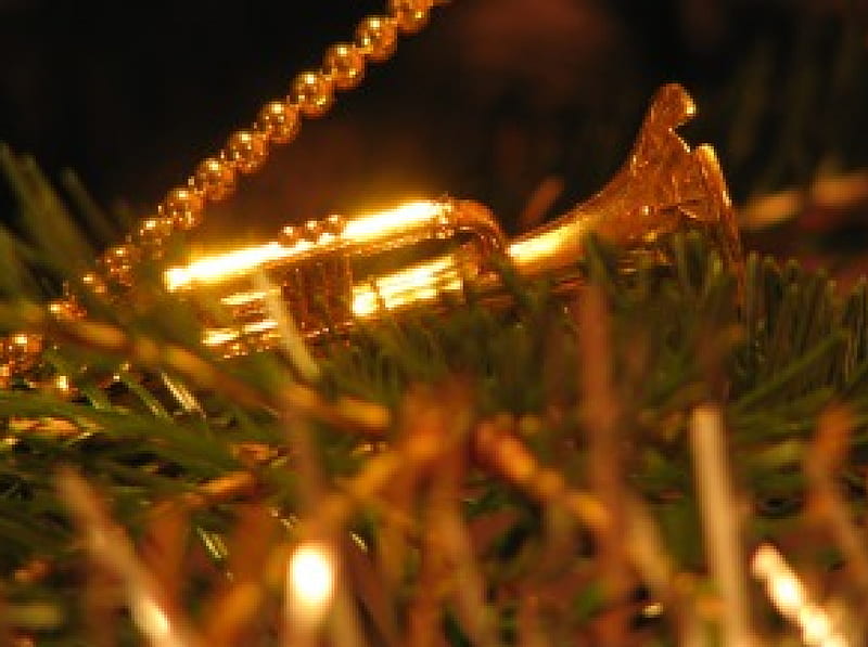 Christmas Trumpet, christmas, music, trumpet, decoration, celebration, copper, winter, tree, instrument, gold, HD wallpaper