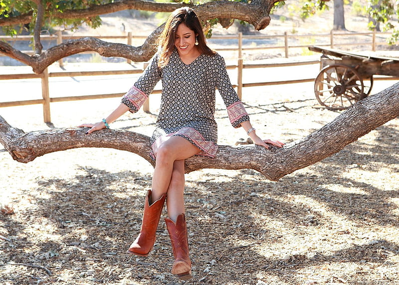 Out On A Limb Female Models Cowgirl Tree Limb Boots Ranch Fun Outdoors Hd Wallpaper