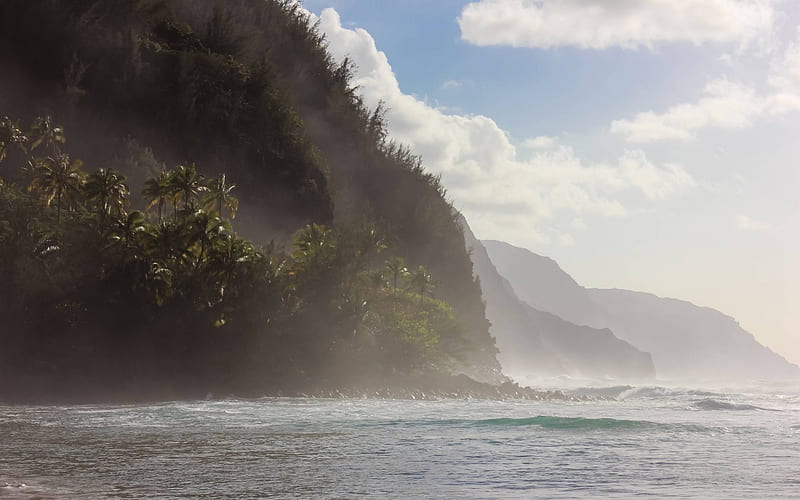 Kee Beach North Shore Kauai Hawaii, polynesia, jurassic, sea, beach, sand, cliffs, polynesian, north, islands, ocean, hawaii, pacific, waves, kee beach, south, mist, na pali, coastline, island, spray, misty, kauai, hawaiian, coast, HD wallpaper