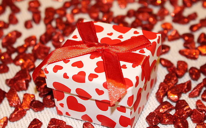 Gift box ribbon heart-High Quality, HD wallpaper
