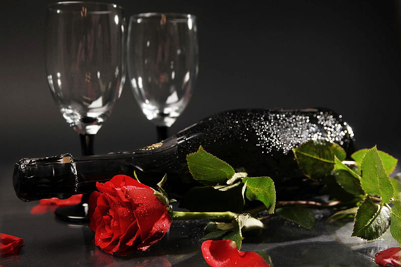 romance, red, wet, rose, bottle, glasses, bonito, drops, still life, graphy, nice, cool, flower, drink, champagne, mugs, HD wallpaper