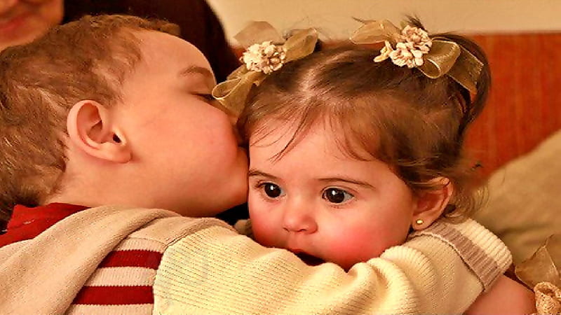 Little Boy Is Kissing Cute Baby Girl Wearing Woolen Dress Cute, HD wallpaper